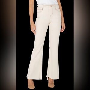 Women’s Liverpool Gia Glider Flare Off White Jeans | Pull On Jean NWT size 12/31